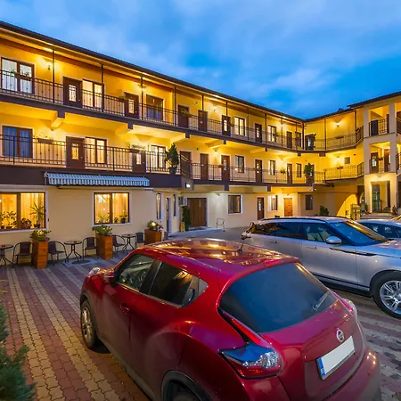 Long Street Otel Braşov