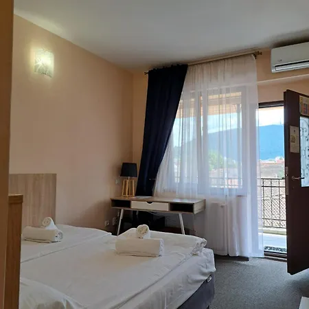 Long Street Otel